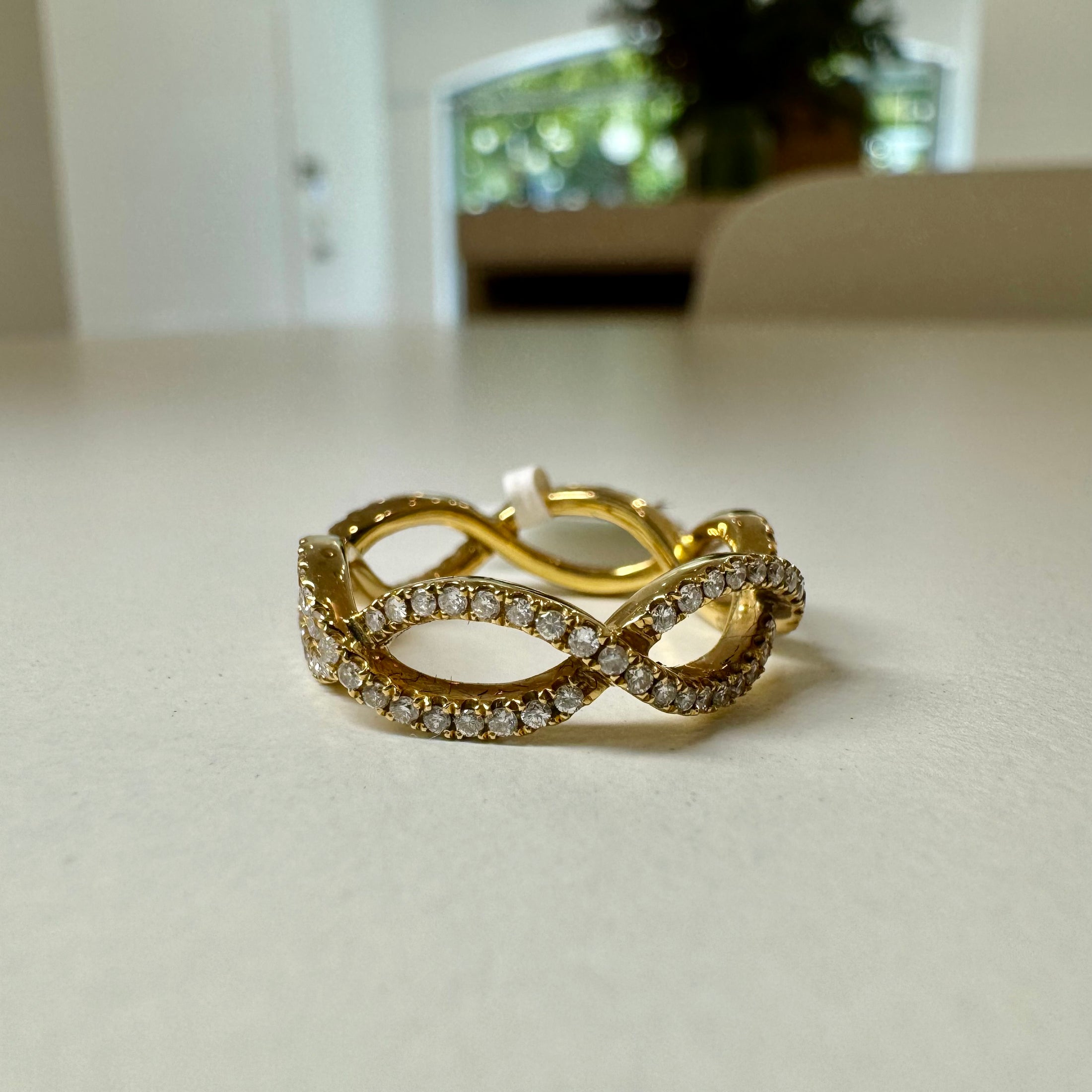 Infinity ring