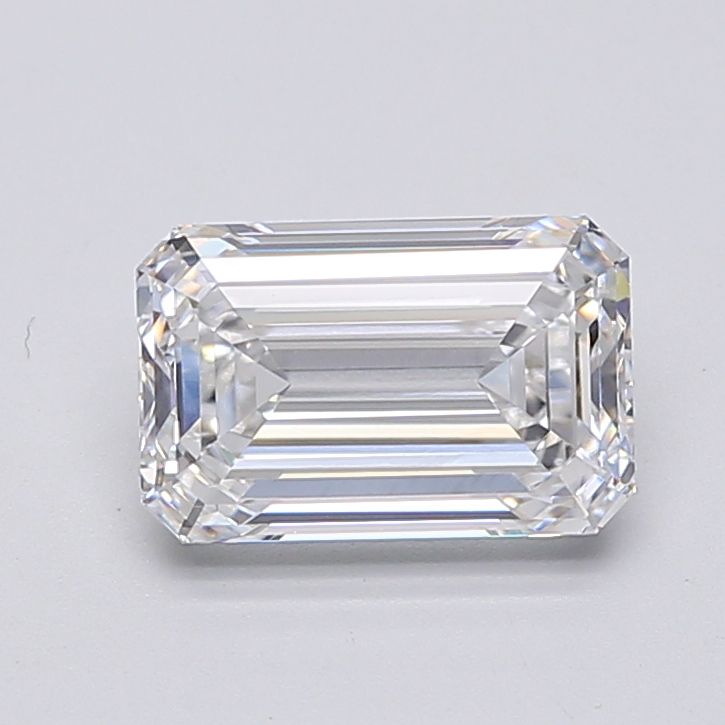 3.02 Carats EMERALD Diamond