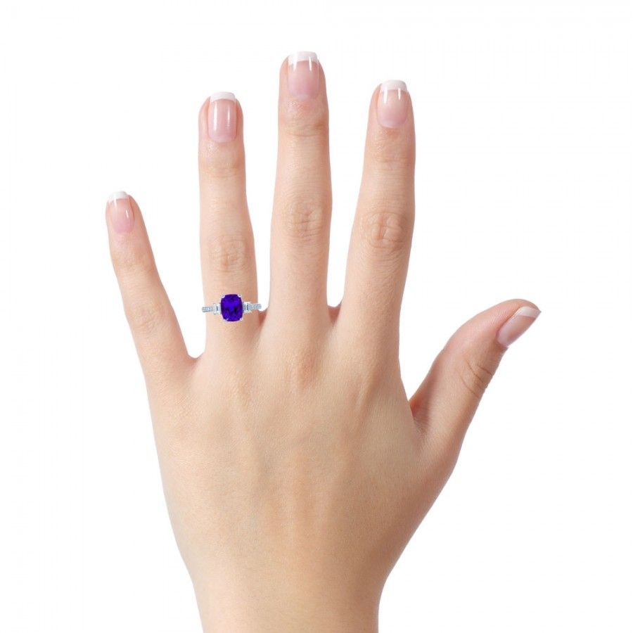 Cushion Tanzanite